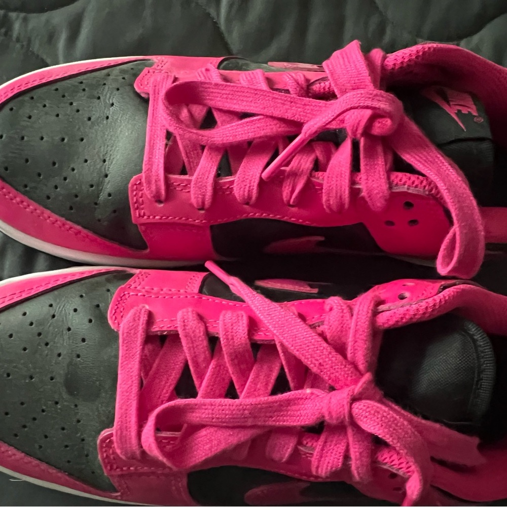 NEW Nike womens Dunk Low